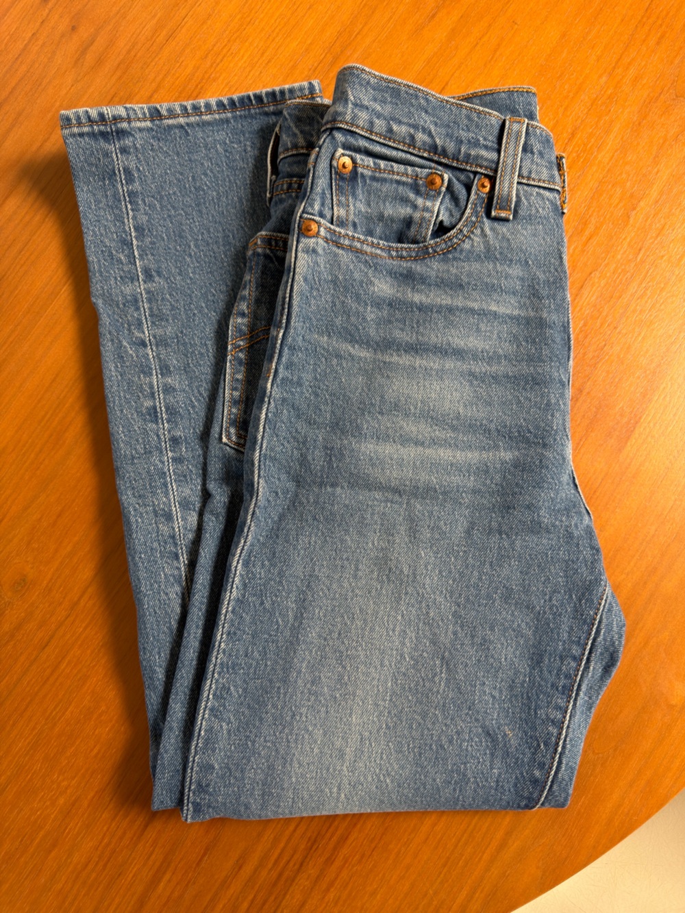 Levi's Women's Mid Wash High-Rise Jeans